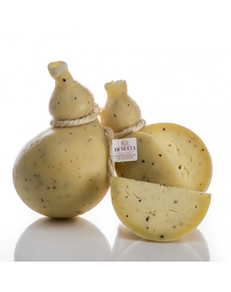 Fromage Caciocavallo à la truffe noire